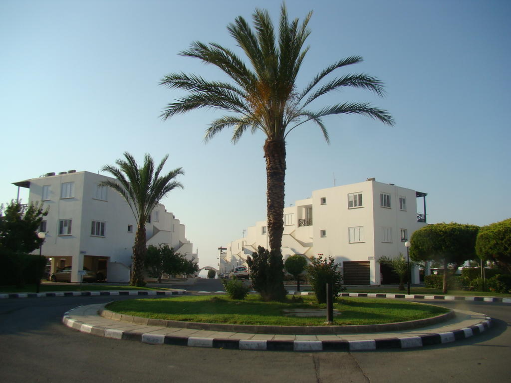 Yialos